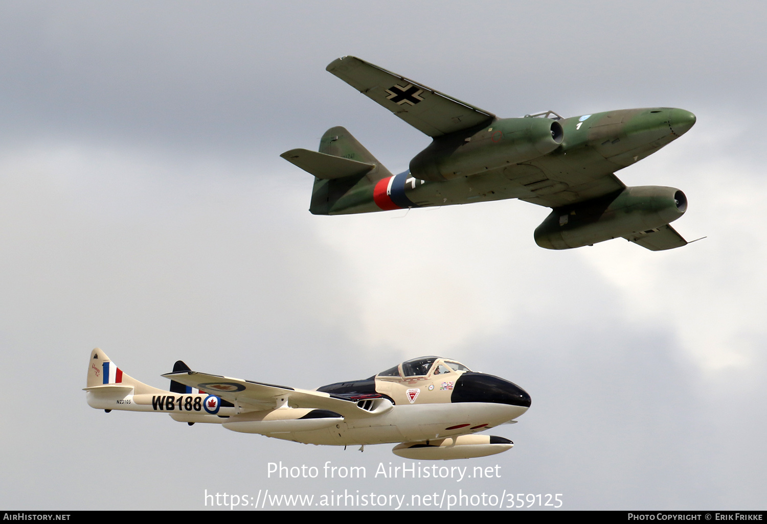 Aircraft Photo of N23105 / WB188 | De Havilland D.H. 115 Vampire T55 | UK - Air Force | AirHistory.net #359125