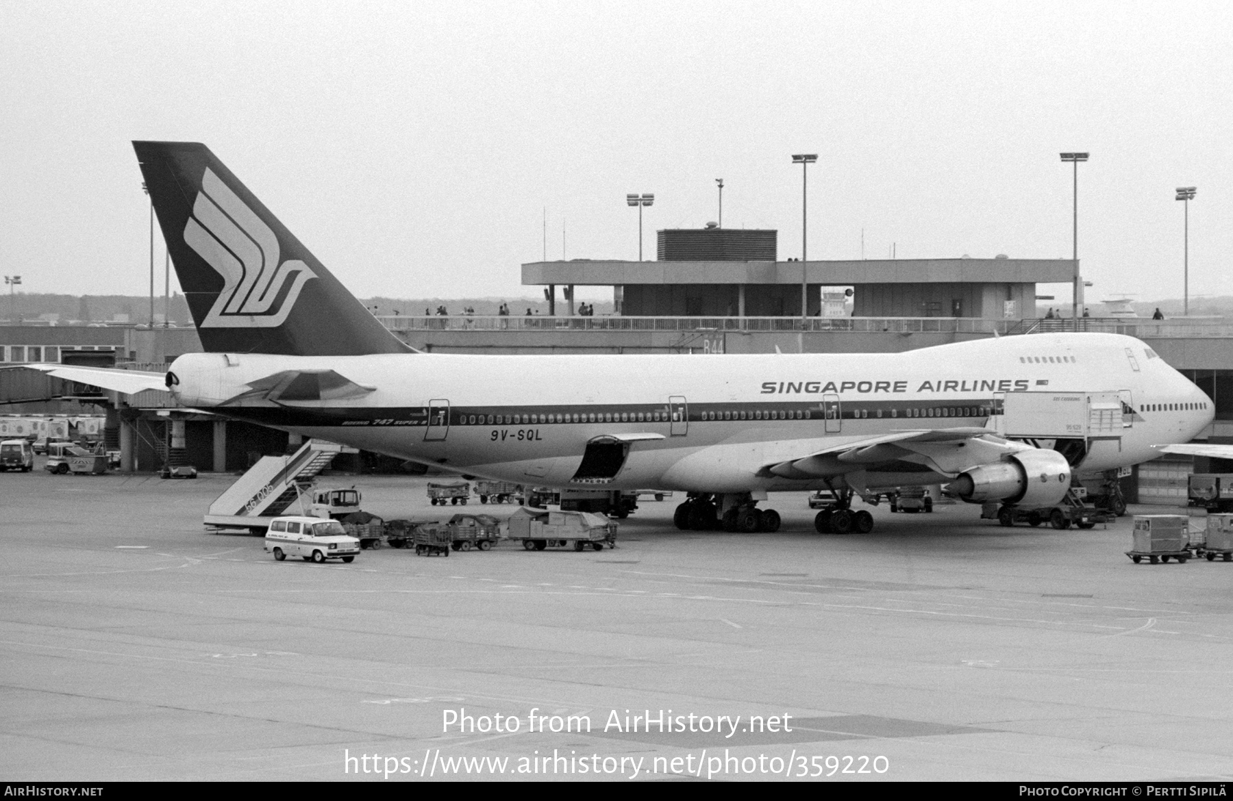 Aircraft Photo of 9V-SQL | Boeing 747-212B | Singapore Airlines | AirHistory.net #359220