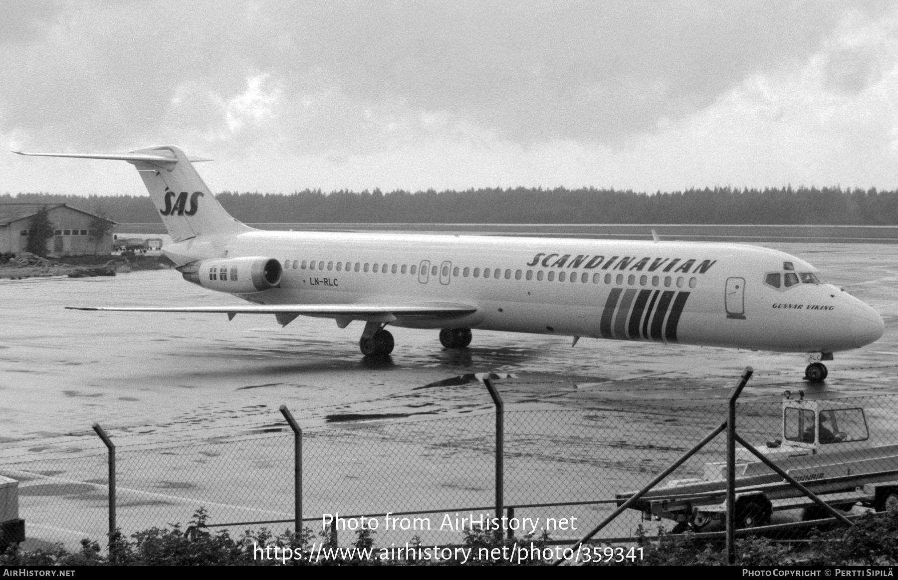 Aircraft Photo of LN-RLC | McDonnell Douglas DC-9-41 | Scandinavian Airlines - SAS | AirHistory.net #359341