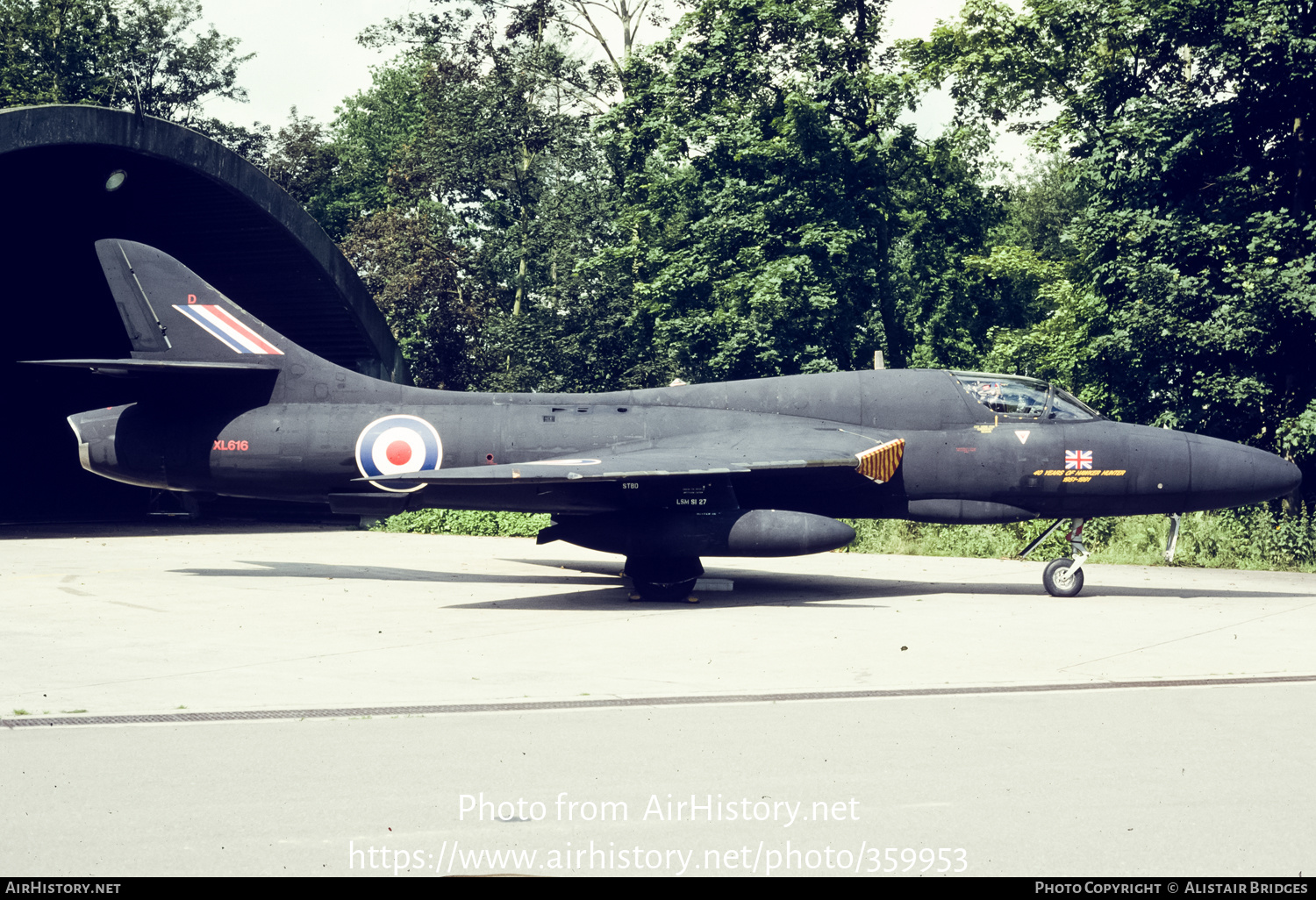 Aircraft Photo of XL616 | Hawker Hunter T7A | UK - Air Force | AirHistory.net #359953