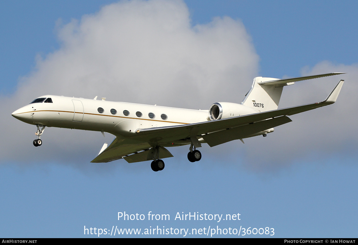 Aircraft Photo of 01-0076 / 10076 | Gulfstream Aerospace C-37A Gulfstream V (G-V) | USA - Air Force | AirHistory.net #360083