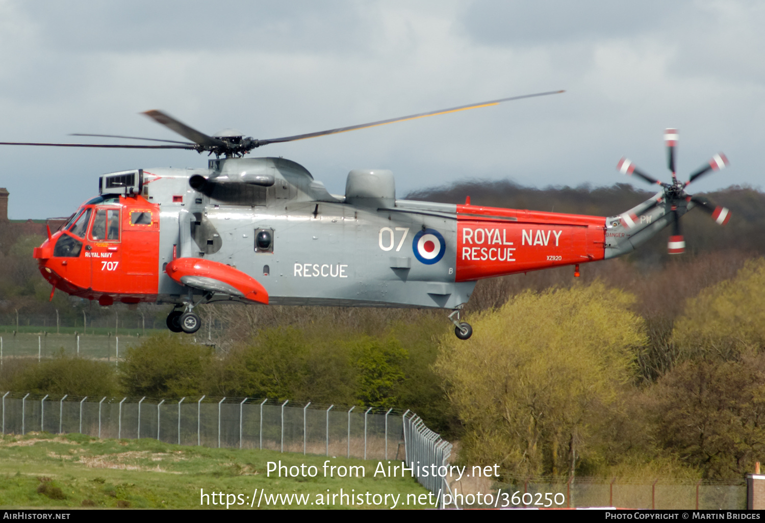 Aircraft Photo of XZ920 | Westland WS-61 Sea King HU5 | UK - Navy | AirHistory.net #360250