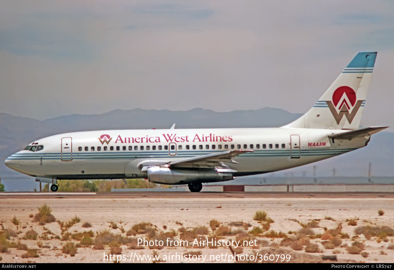 Aircraft Photo of N144AW | Boeing 737-222 | America West Airlines | AirHistory.net #360799