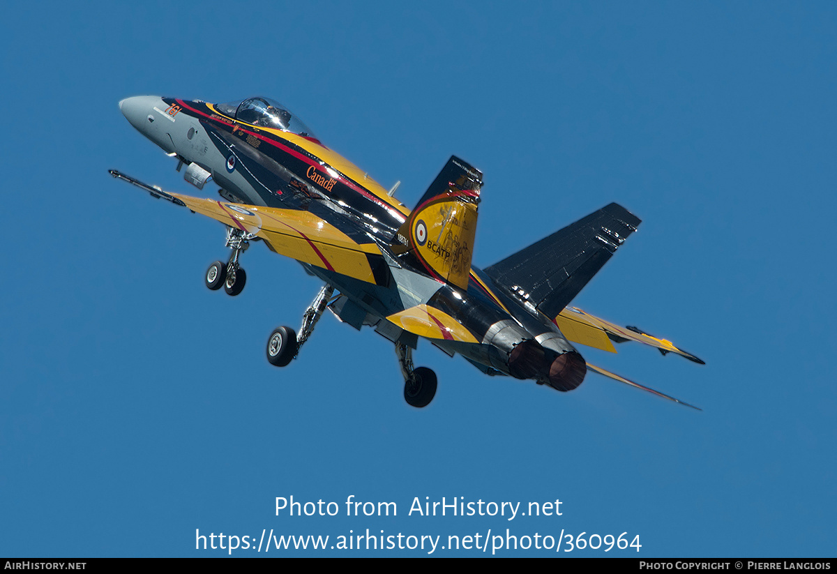 Aircraft Photo of 188761 | McDonnell Douglas CF-188 Hornet | Canada - Air Force | AirHistory.net #360964