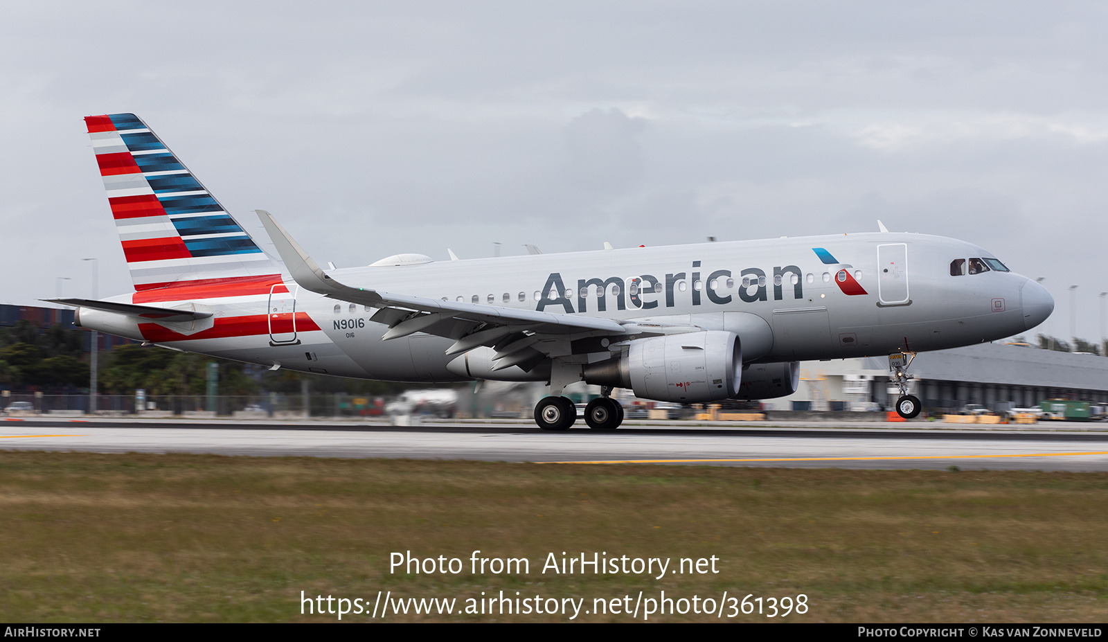 Aircraft Photo of N9016 | Airbus A319-115 | American Airlines | AirHistory.net #361398