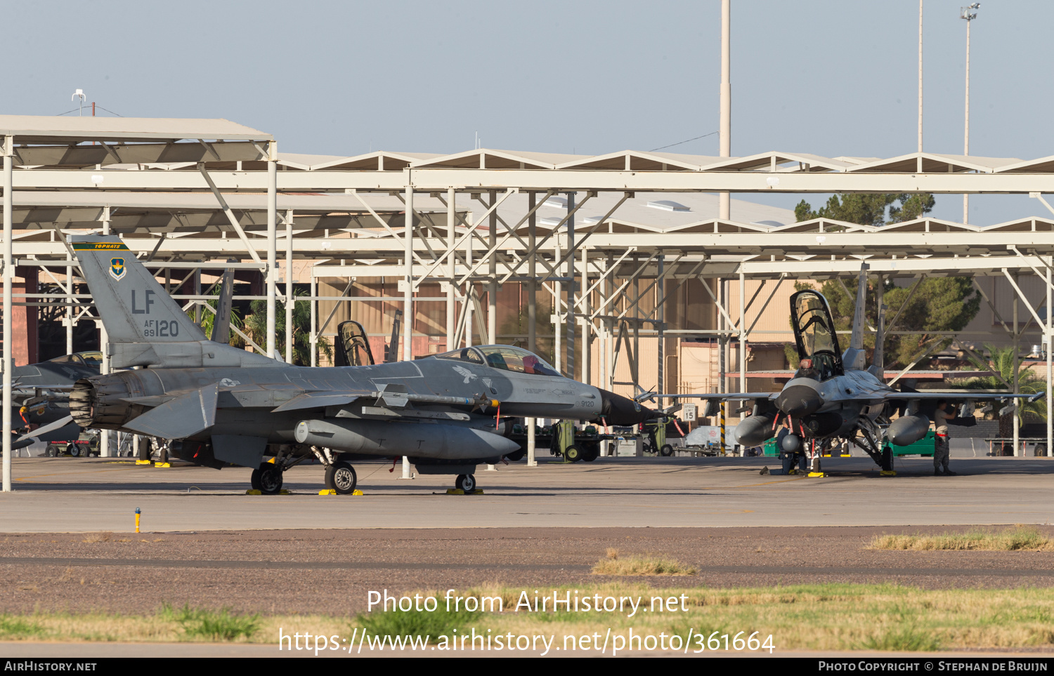 Aircraft Photo of 89-2120 / AF89-120 | General Dynamics F-16CM Fighting Falcon | USA - Air Force | AirHistory.net #361664