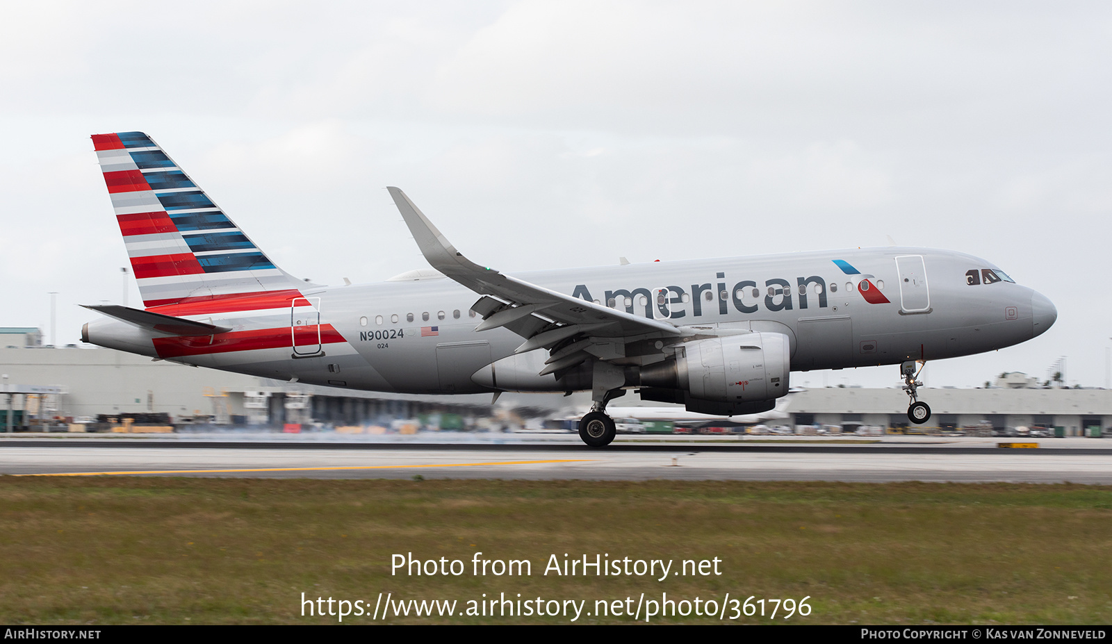 Aircraft Photo of N90024 | Airbus A319-115 | American Airlines | AirHistory.net #361796