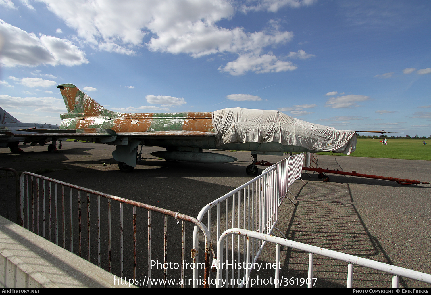 Aircraft Photo of 1017 | Sukhoi Su-7UM | Czechoslovakia - Air Force | AirHistory.net #361907