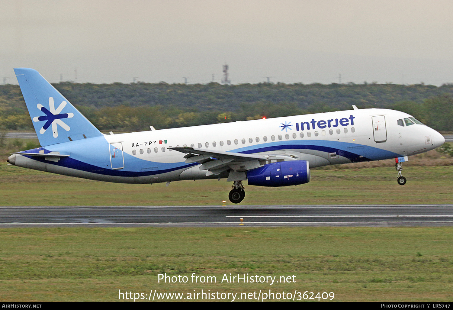 Aircraft Photo of XA-PPY | Sukhoi SSJ-100-95B Superjet 100 (RRJ-95B) | Interjet | AirHistory.net #362409