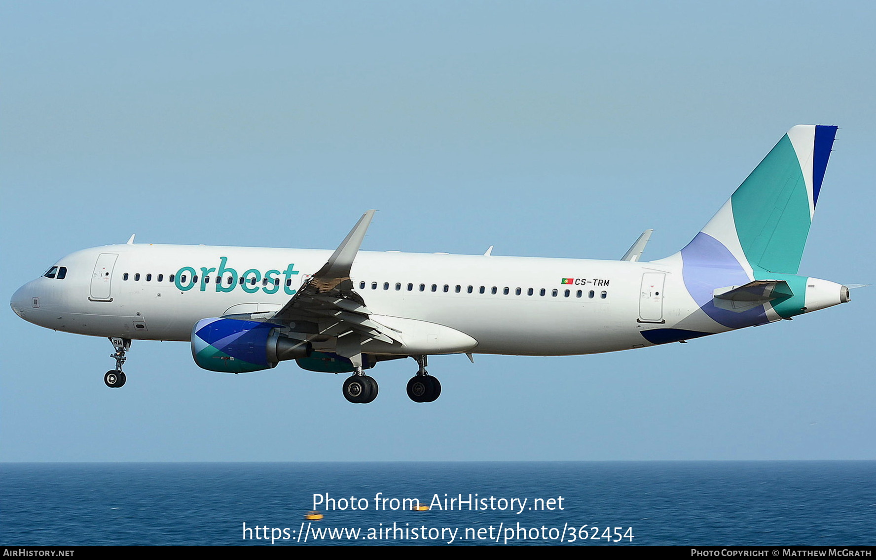 Aircraft Photo of CS-TRM | Airbus A320-214 | Orbest | AirHistory.net #362454