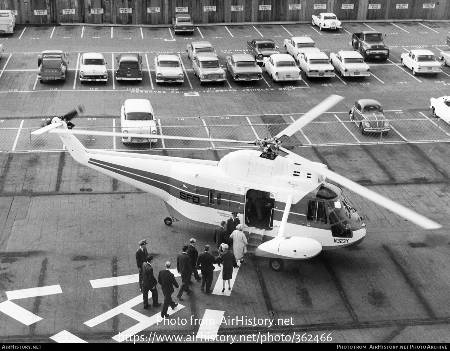 Aircraft Photo of N323Y | Sikorsky S-62A | SFO - San Francisco & Oakland Helicopter Airlines | AirHistory.net #362466