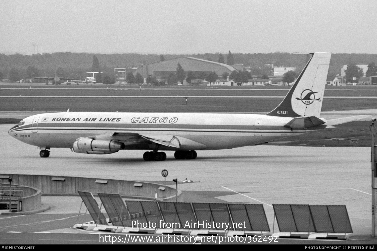 Aircraft Photo of HL7431 | Boeing 707-321C | Korean Air Lines Cargo ...