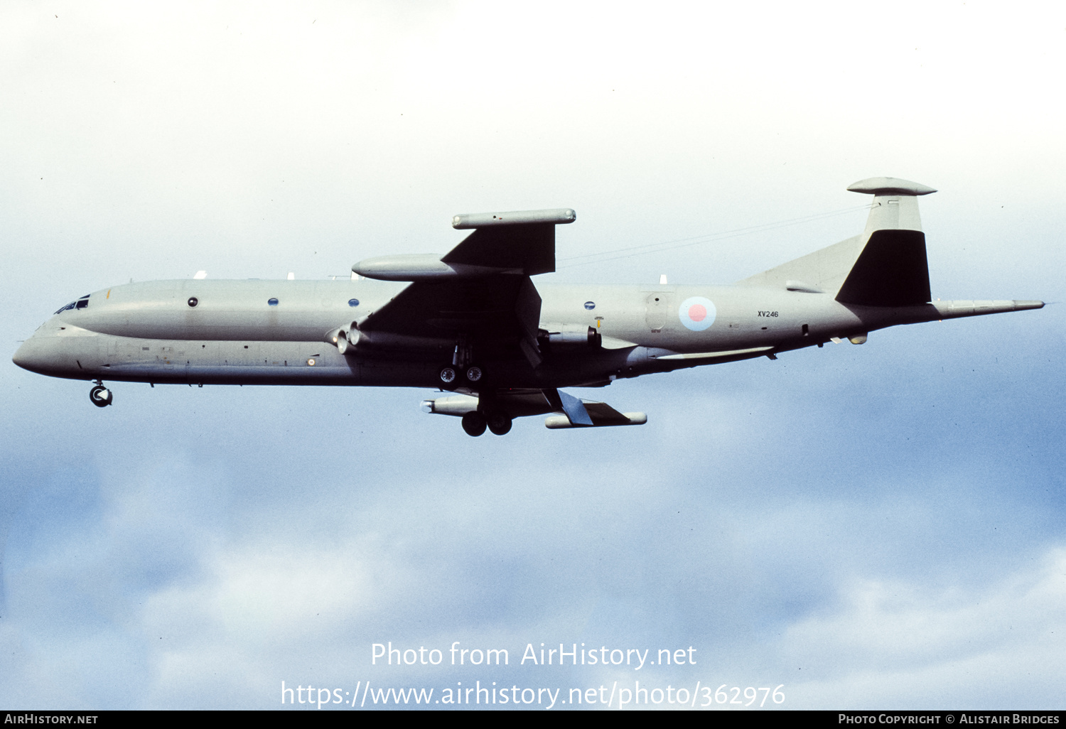 Aircraft Photo of XV246 | Hawker Siddeley HS-801 Nimrod MR.2 | UK - Air Force | AirHistory.net #362976