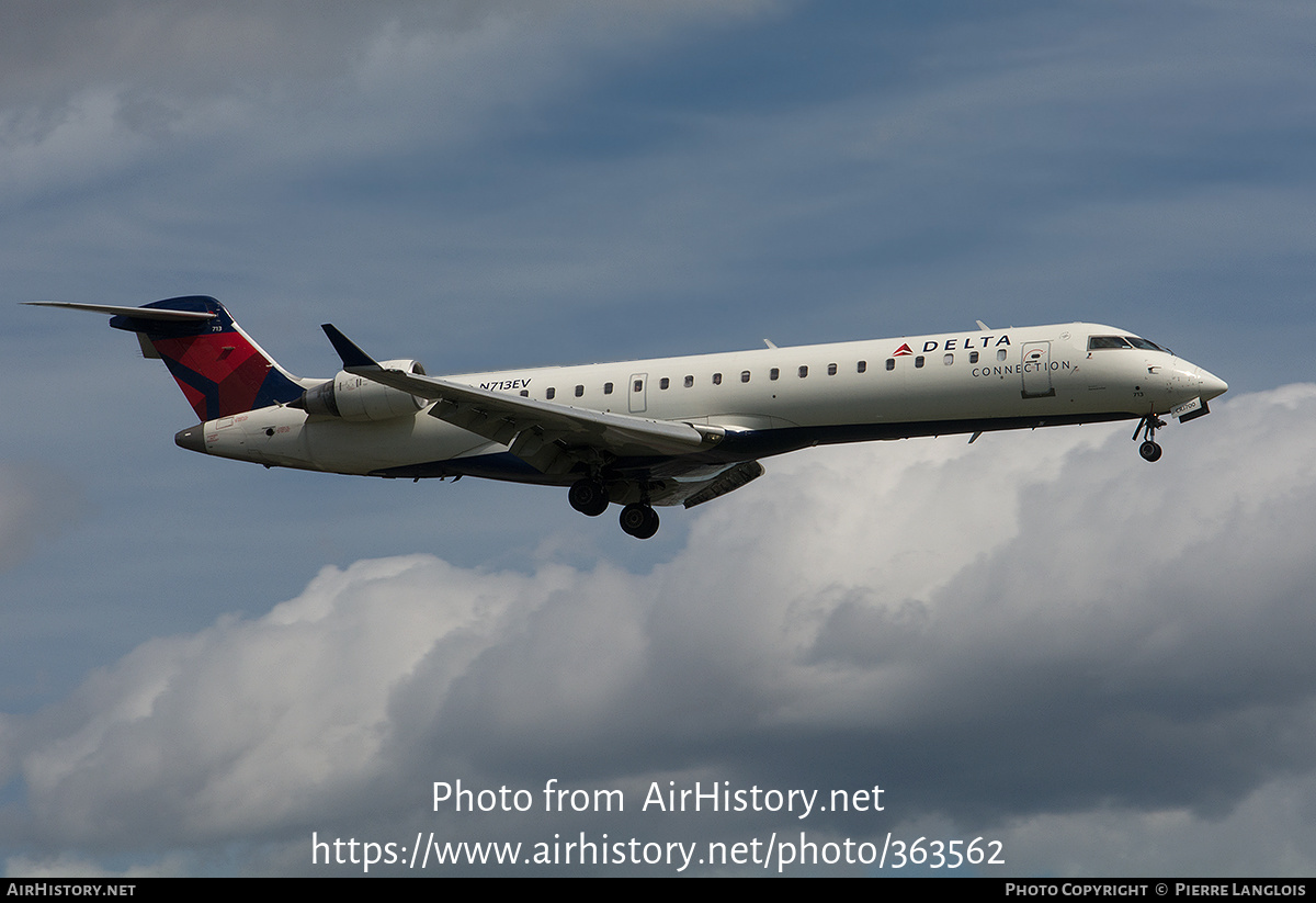 Aircraft Photo of N713EV | Bombardier CRJ-701ER (CL-600-2C10) | Delta Connection | AirHistory.net #363562