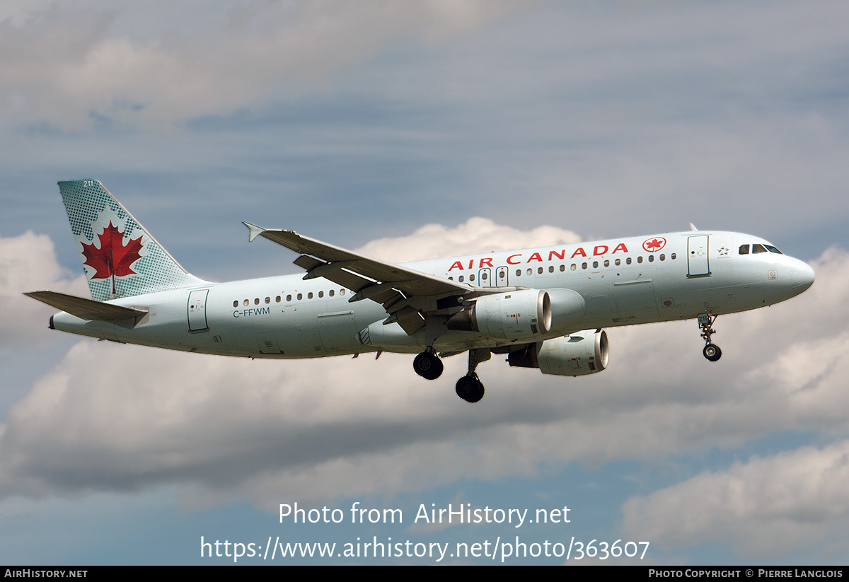 Aircraft Photo of C-FFWM | Airbus A320-211 | Air Canada | AirHistory.net #363607