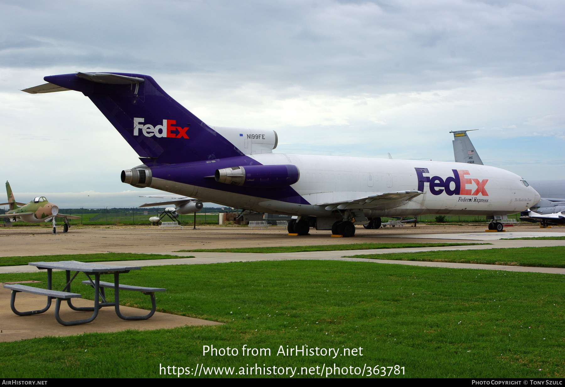 Aircraft Photo of N199FE | Boeing 727-173C | Fedex - Federal Express | AirHistory.net #363781