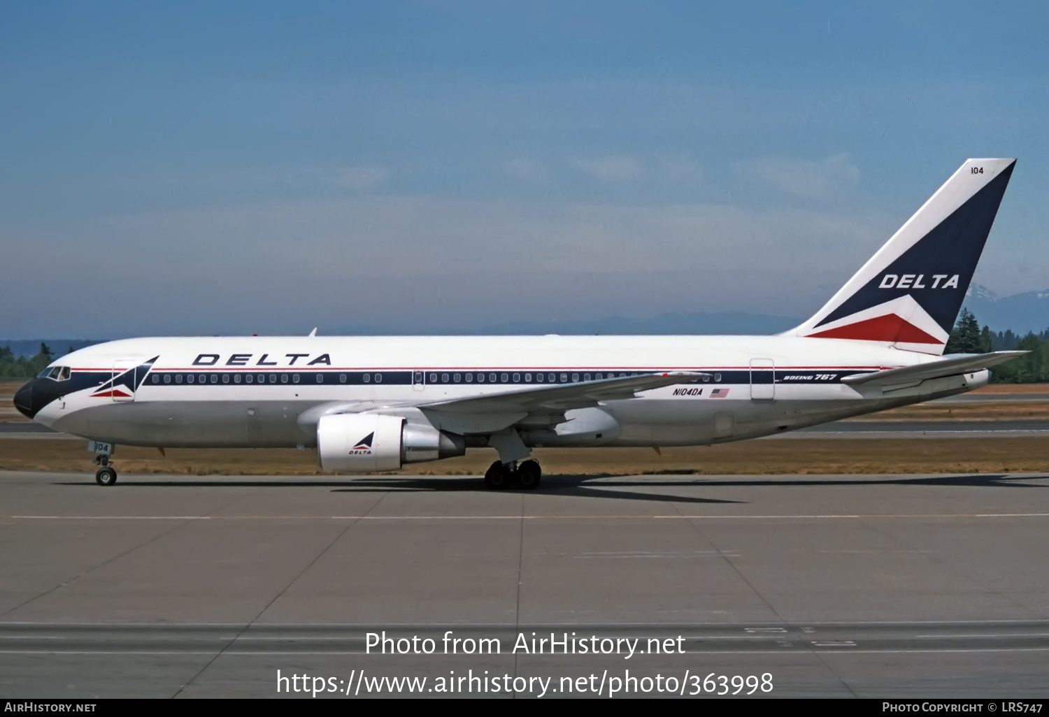 Aircraft Photo of N104DA | Boeing 767-232 | Delta Air Lines | AirHistory.net #363998