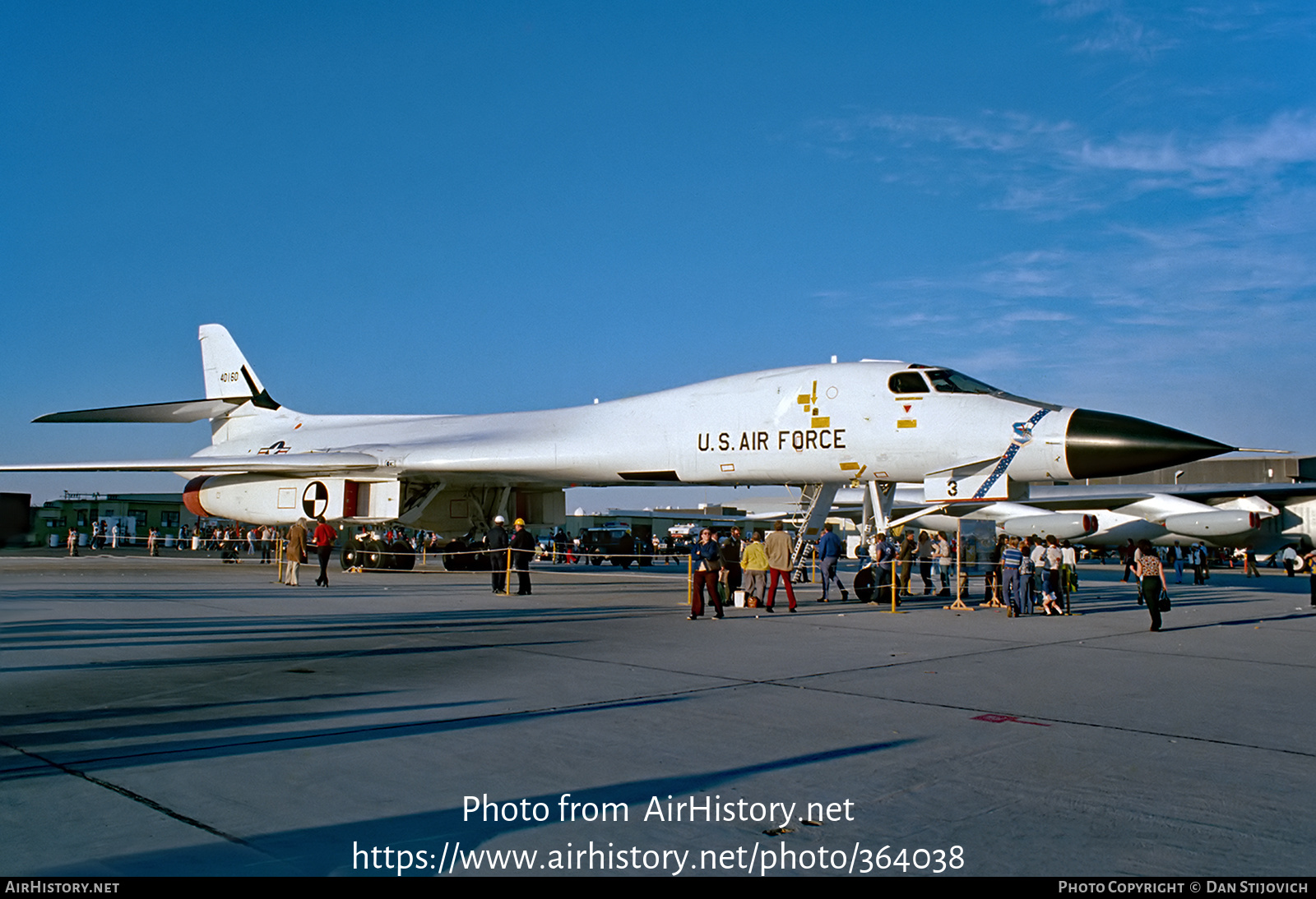 Aircraft Photo of 74-0160 / 40160 | Rockwell B-1A Lancer | USA - Air Force | AirHistory.net #364038