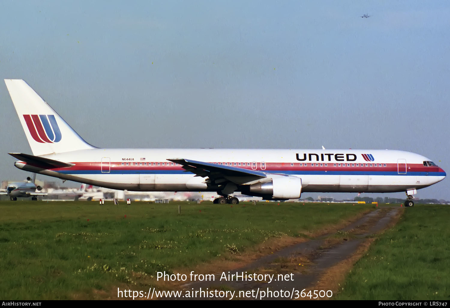 Aircraft Photo of N644UA | Boeing 767-322/ER | United Airlines | AirHistory.net #364500