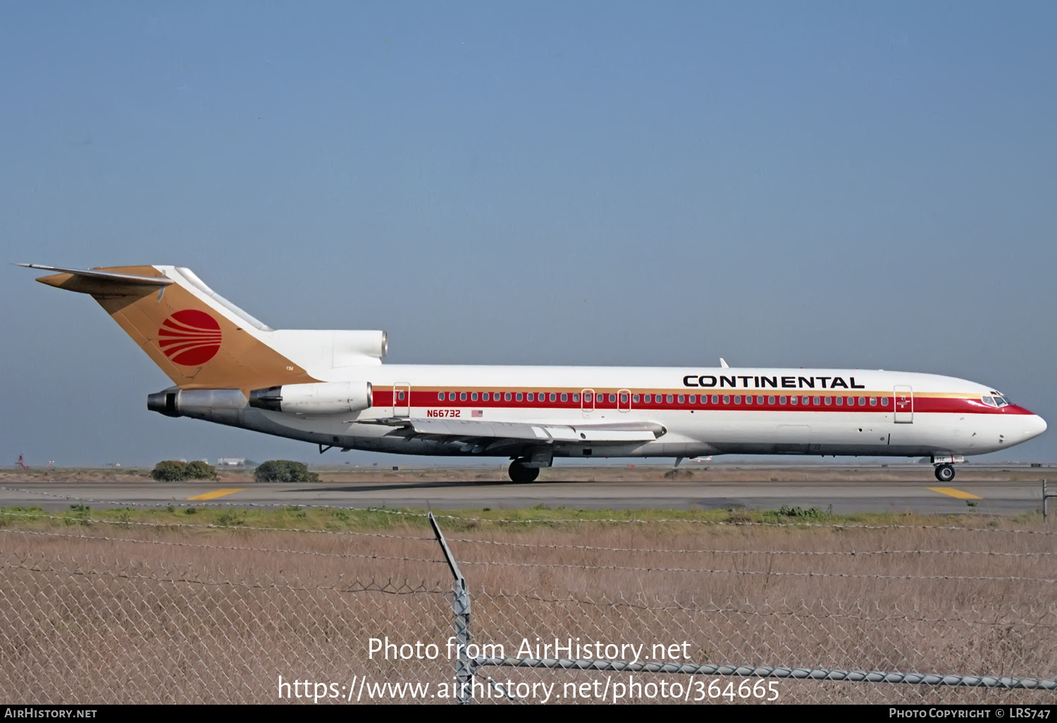 Aircraft Photo of N66732 | Boeing 727-224/Adv | Continental Airlines | AirHistory.net #364665