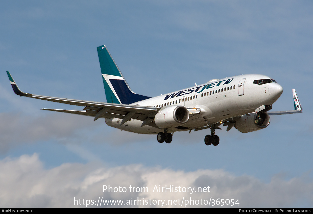 Aircraft Photo of C-FMWJ | Boeing 737-7CT | WestJet | AirHistory.net #365054