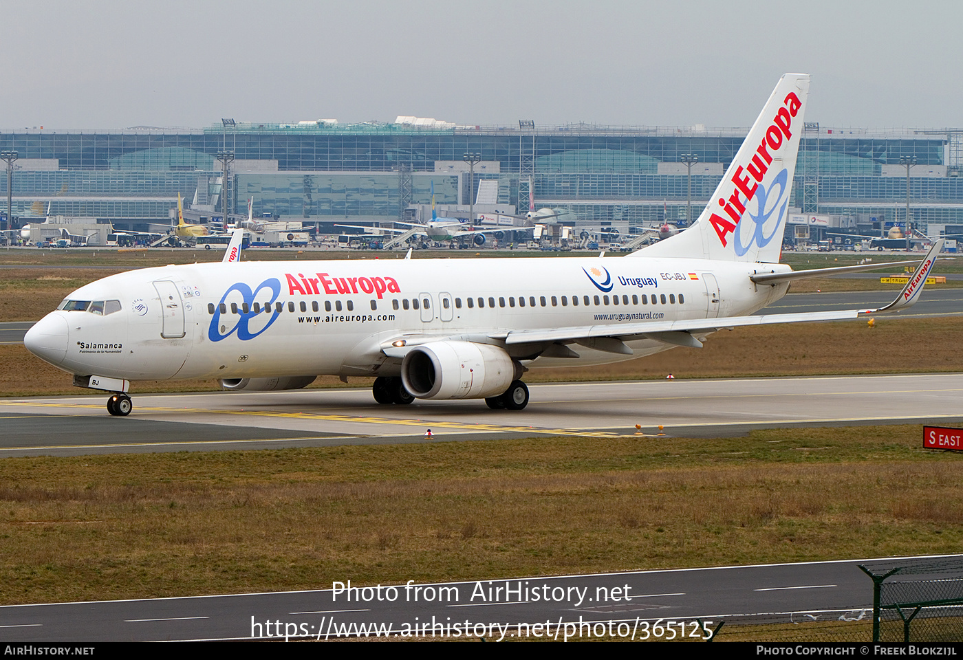 Aircraft Photo of EC-JBJ | Boeing 737-85P | Air Europa | AirHistory.net #365125