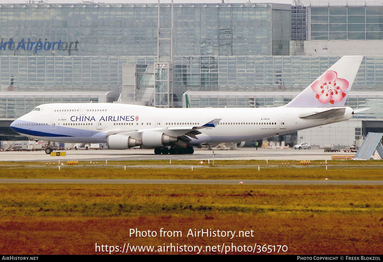 Aircraft Photo of B-18210 | Boeing 747-409 | China Airlines | AirHistory.net #365170