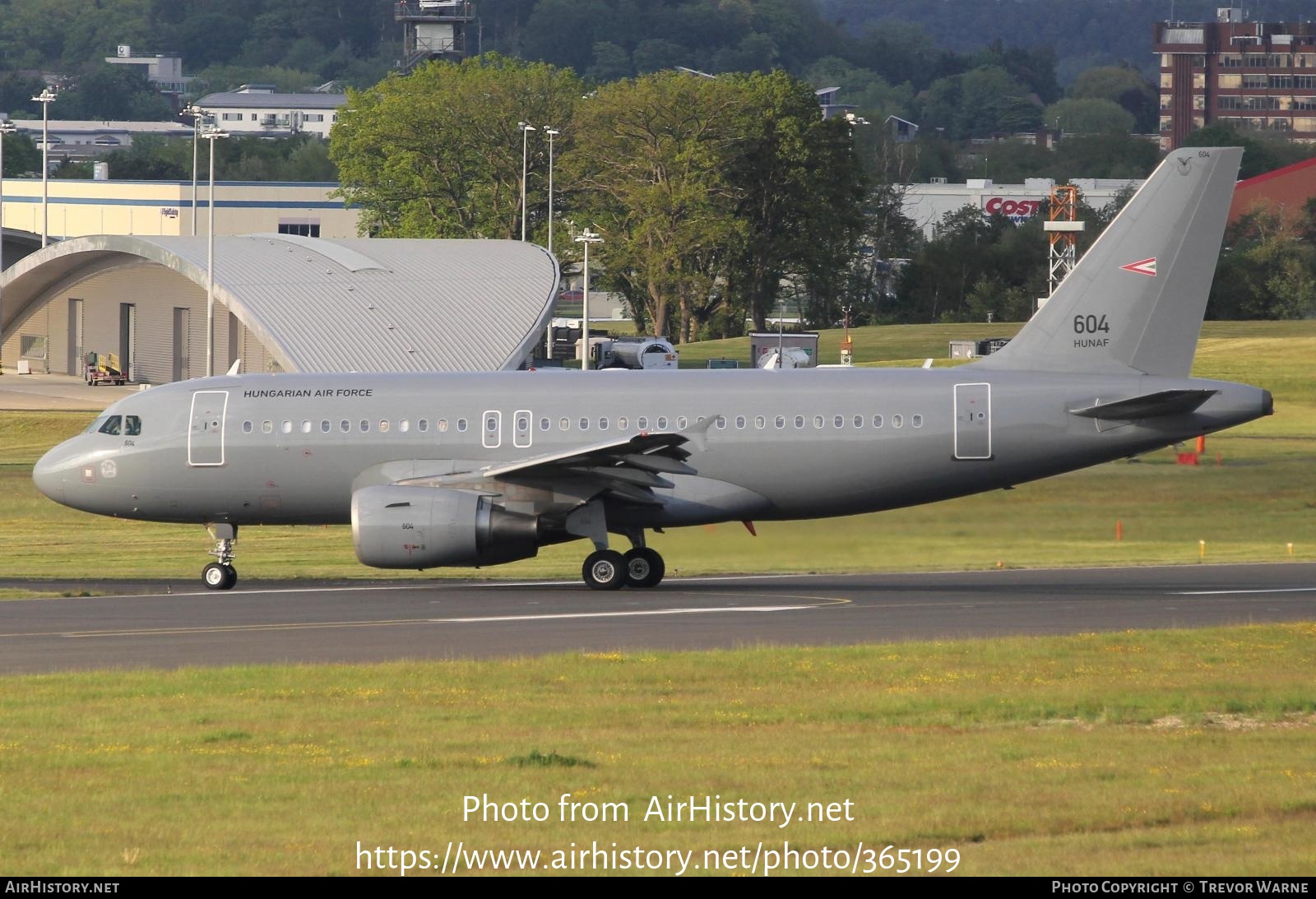 Aircraft Photo of 604 | Airbus A319-112 | Hungary - Air Force | AirHistory.net #365199