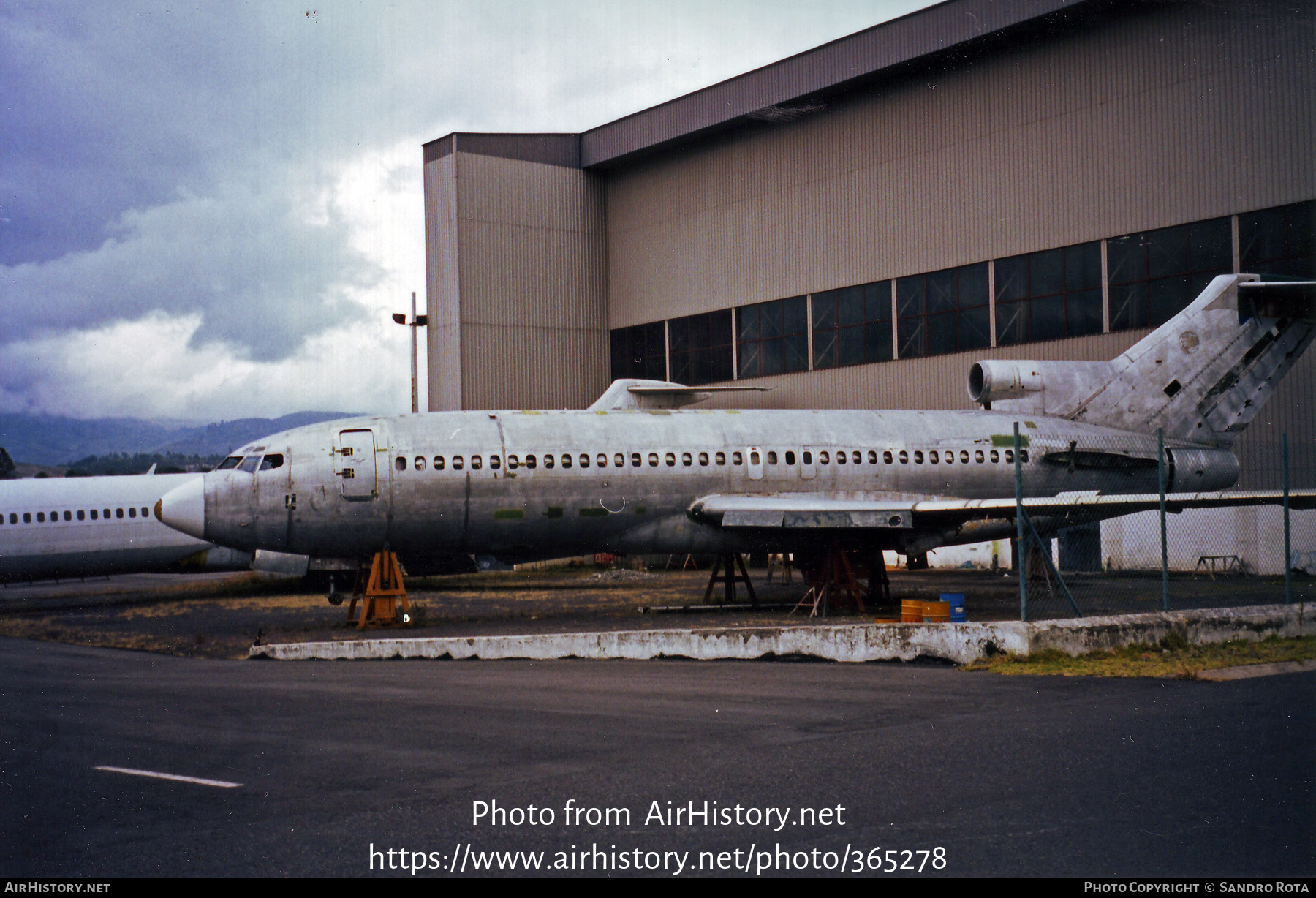 Aircraft Photo of HC-BJL | Boeing 727-95 | AirHistory.net #365278