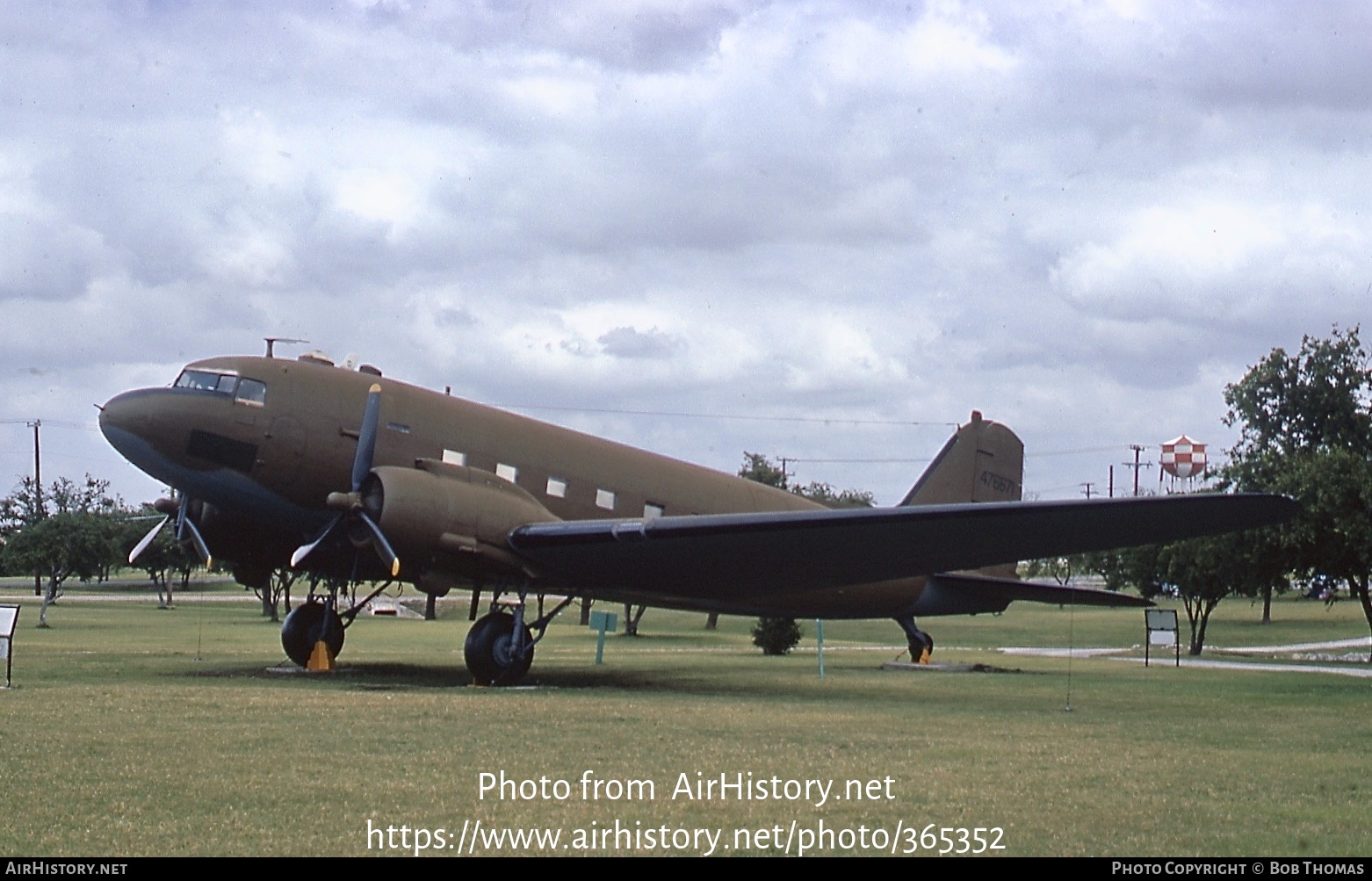 Aircraft Photo of 44-76671 / 476671 | Douglas C-47D Skytrain | USA - Air Force | AirHistory.net #365352