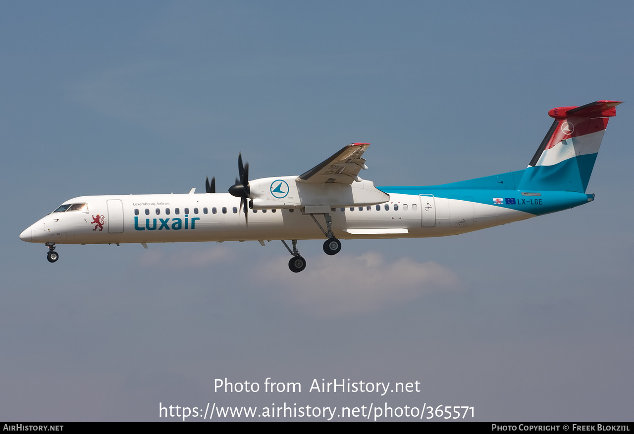 Aircraft Photo of LX-LGE | Bombardier DHC-8-402 Dash 8 | Luxair | AirHistory.net #365571