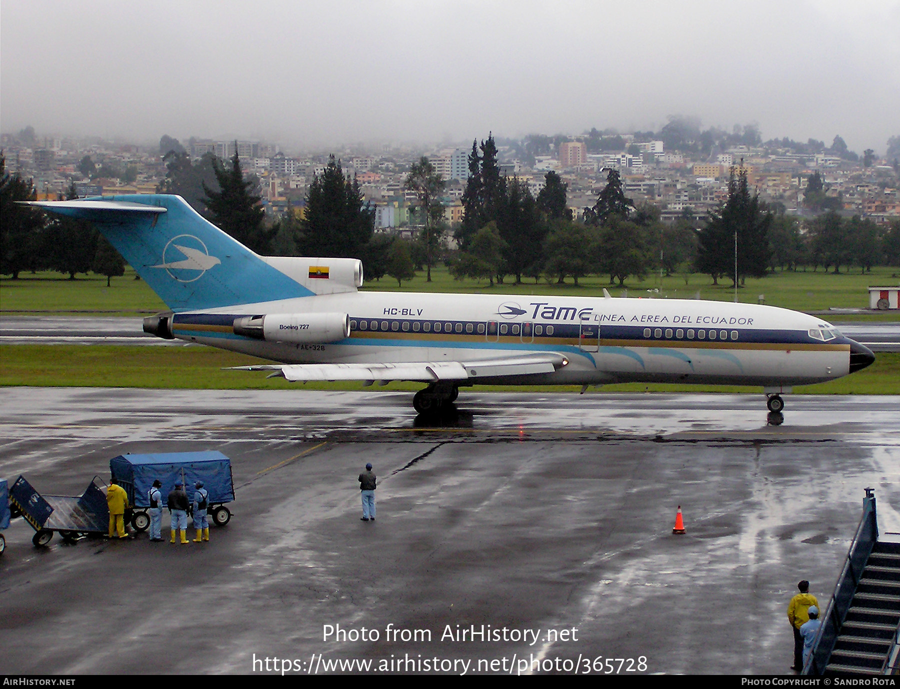 Aircraft Photo of HC-BLV / FAE-328 | Boeing 727-17 | TAME Línea Aérea del Ecuador | AirHistory.net #365728