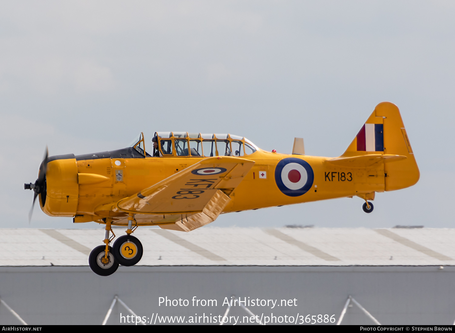 Aircraft Photo of G-CORS / KF183 | North American AT-16 Harvard IIB | UK - Air Force | AirHistory.net #365886