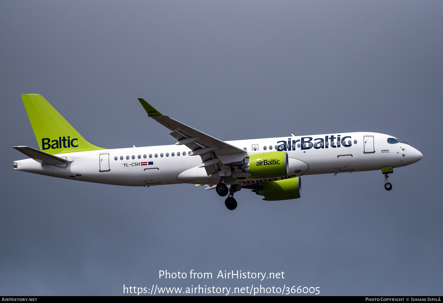 Aircraft Photo of YL-CSH | Bombardier CSeries CS300 (BD-500-1A11) | AirBaltic | AirHistory.net #366005