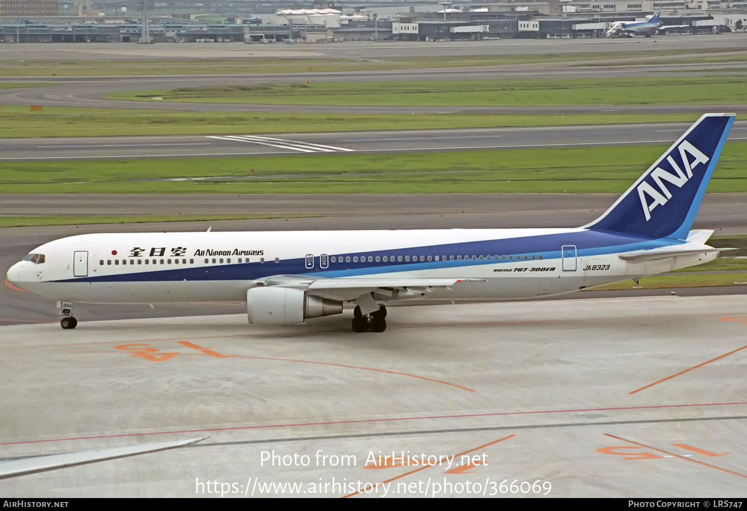 Aircraft Photo of JA8323 | Boeing 767-381/ER | All Nippon Airways - ANA | AirHistory.net #366069