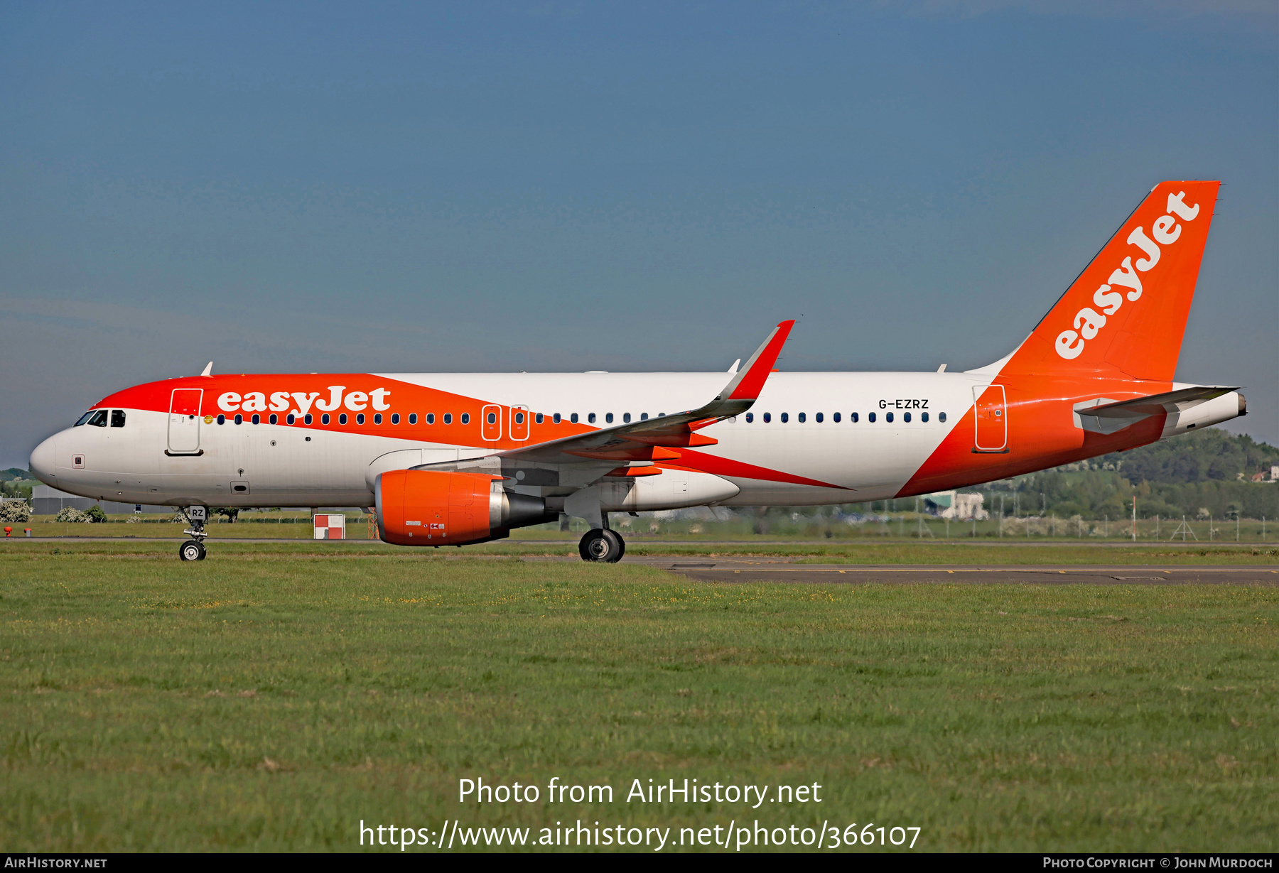 Aircraft Photo of G-EZRZ | Airbus A320-214 | EasyJet | AirHistory.net #366107