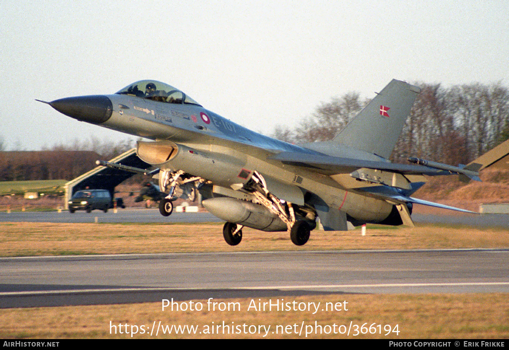 Aircraft Photo of E-107 | General Dynamics F-16A Fighting Falcon | Denmark - Air Force | AirHistory.net #366194