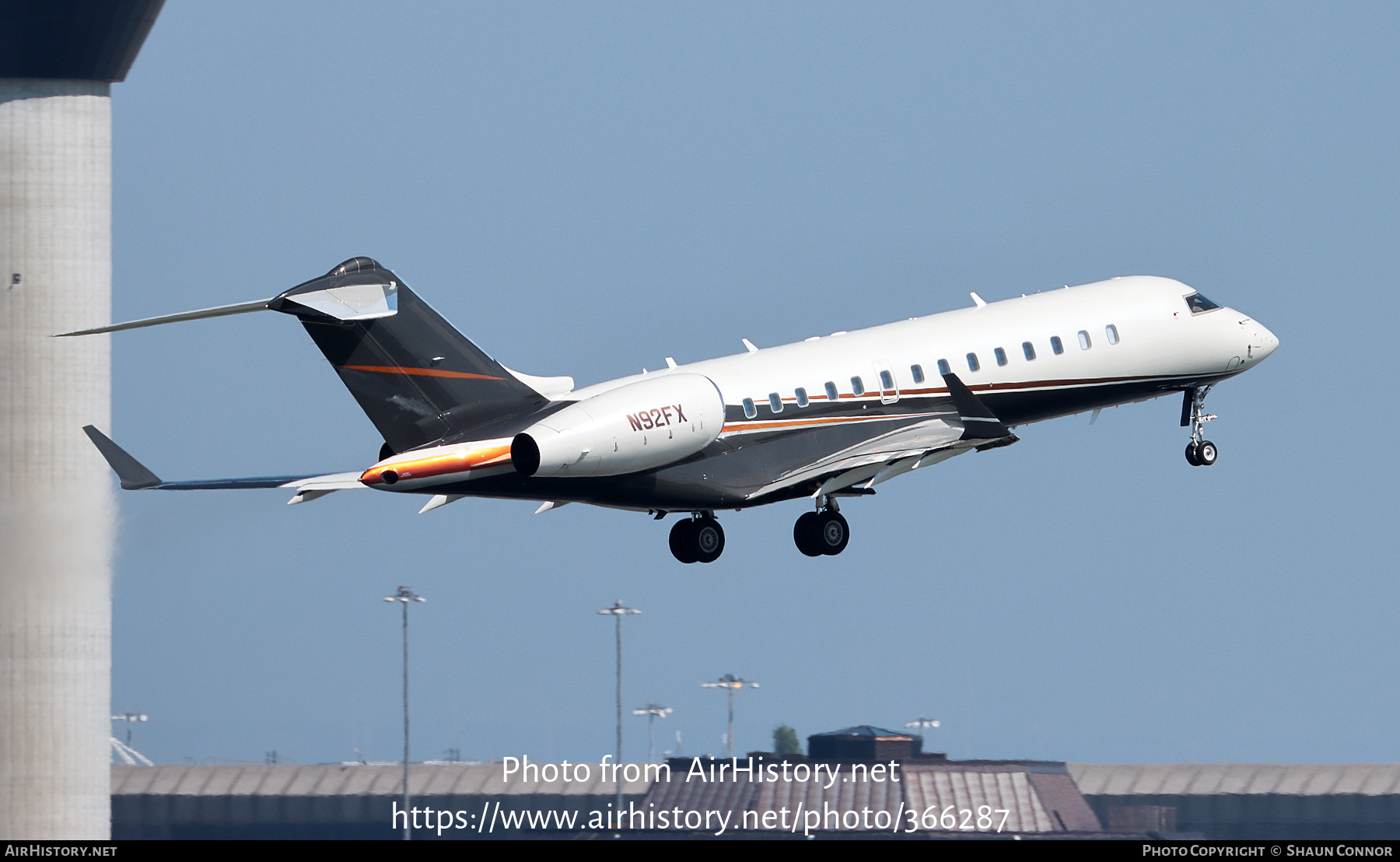 Aircraft Photo of N92FX | Bombardier Global Express (BD-700-1A10) | AirHistory.net #366287