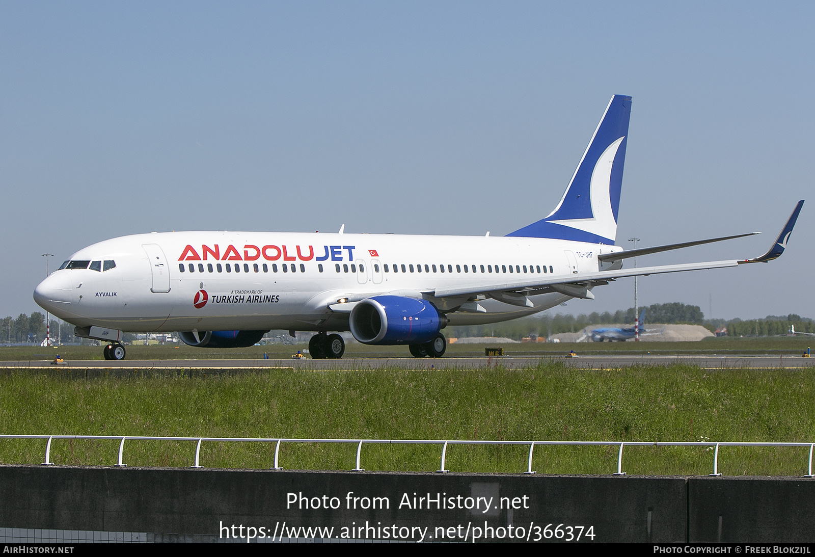 Aircraft Photo of TC-JHF | Boeing 737-8F2 | AnadoluJet | AirHistory.net #366374