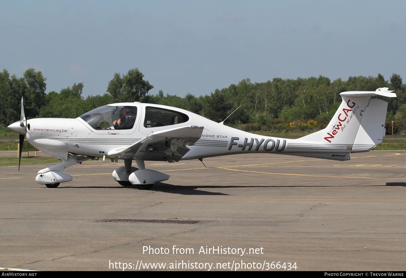 Aircraft Photo of F-HYOU | Diamond DA40 Diamond Star | AirHistory.net #366434