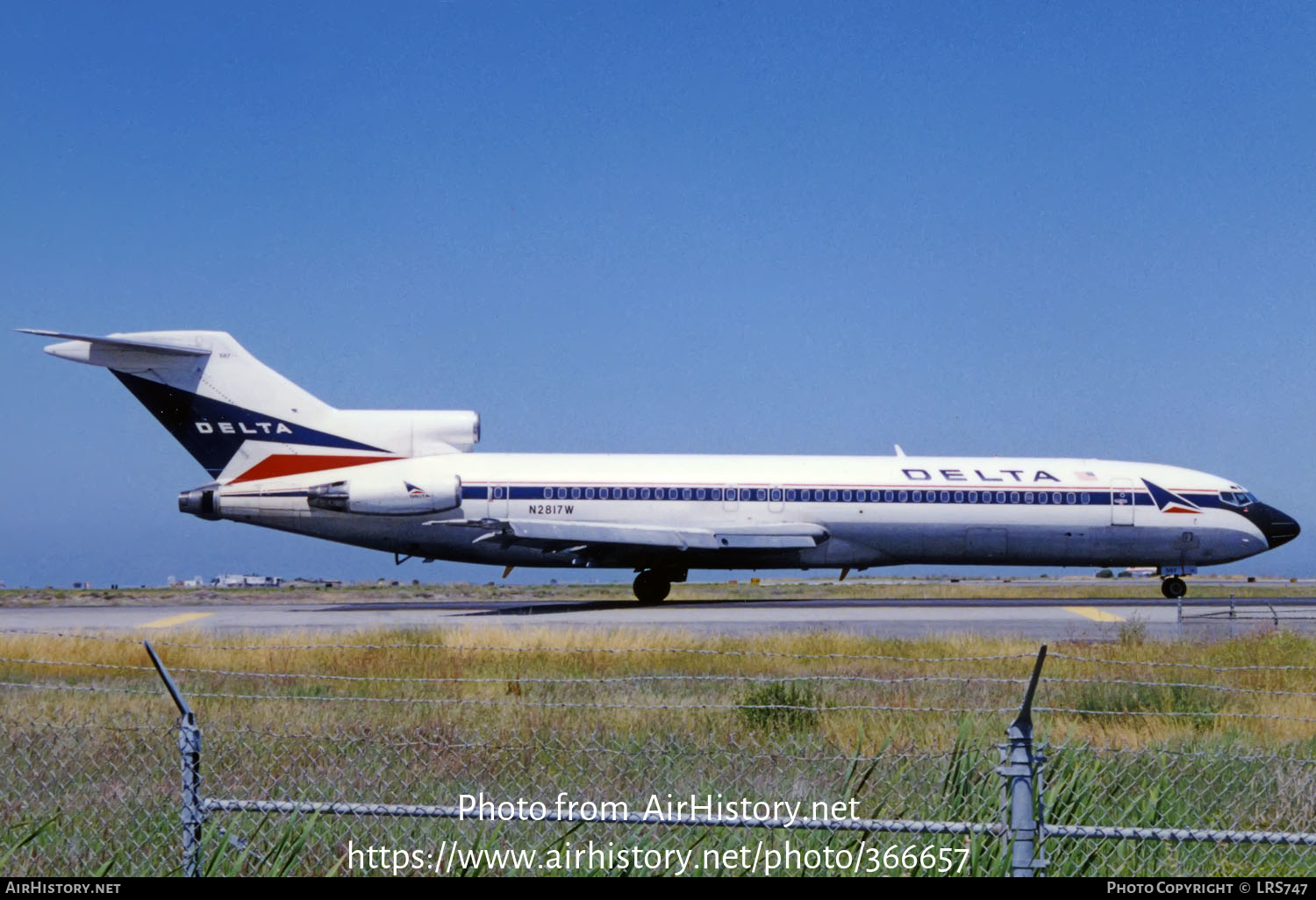 Aircraft Photo of N2817W | Boeing 727-247/Adv | Delta Air Lines | AirHistory.net #366657