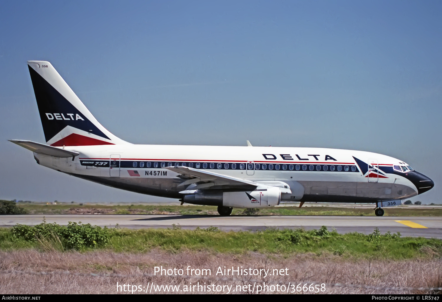 Aircraft Photo of N4571M | Boeing 737-2T2/Adv | Delta Air Lines | AirHistory.net #366658