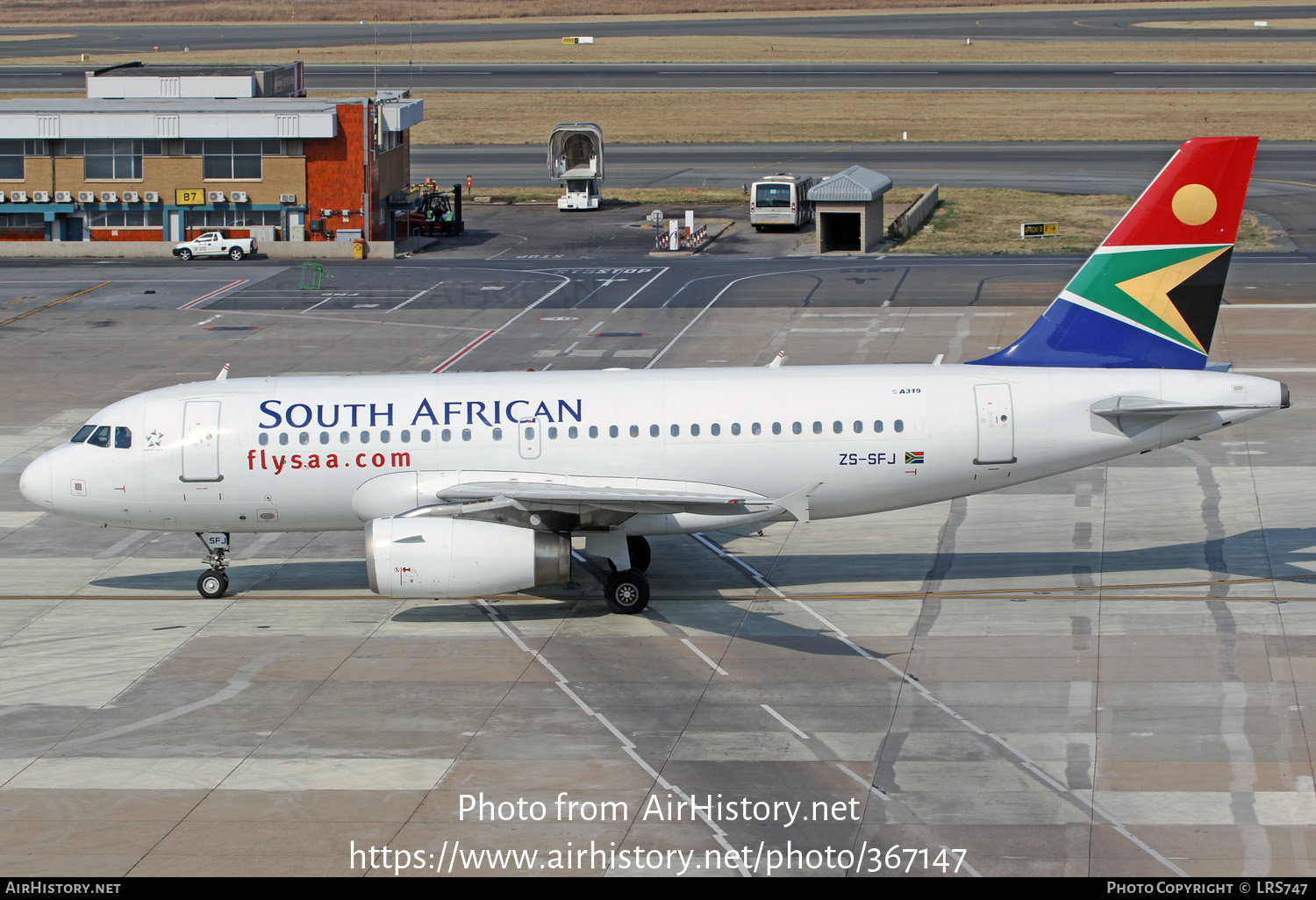 Aircraft Photo of ZS-SFJ | Airbus A319-131 | South African Airways | AirHistory.net #367147