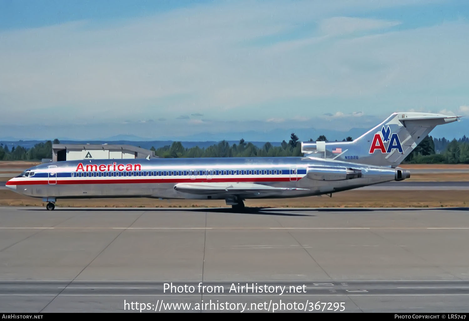 Aircraft Photo of N6826 | Boeing 727-223 | American Airlines | AirHistory.net #367295