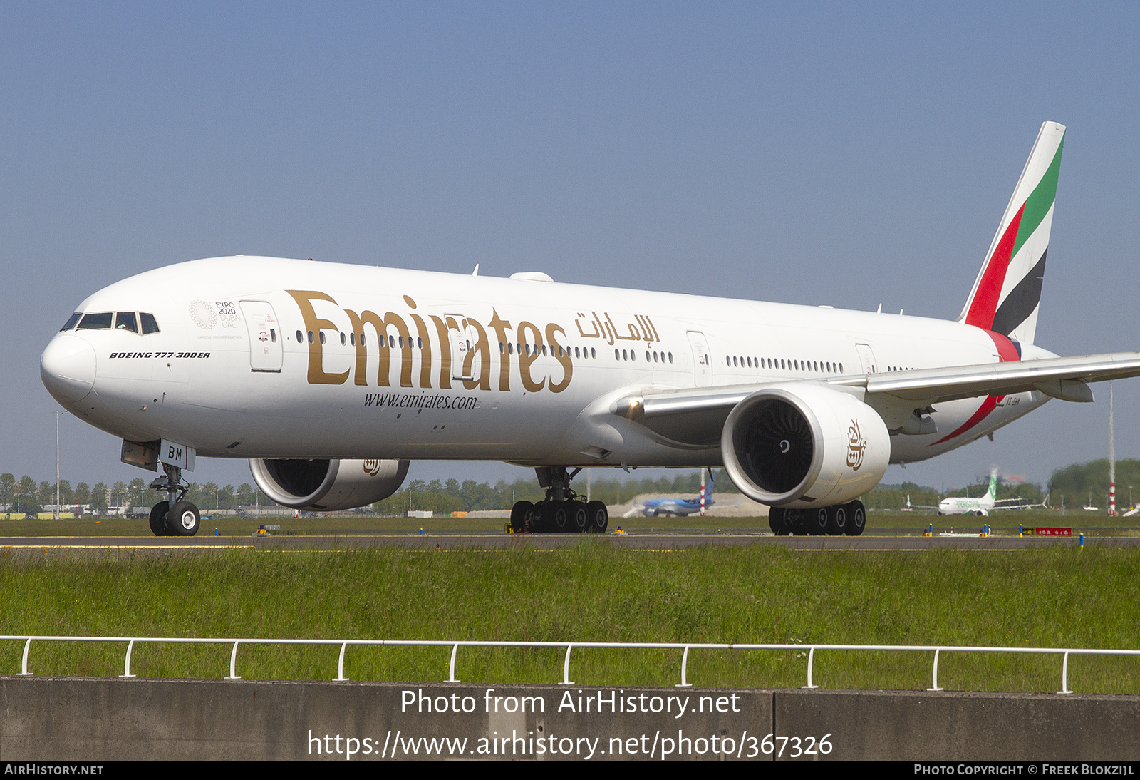 Aircraft Photo of A6-EBM | Boeing 777-31H/ER | Emirates | AirHistory.net #367326