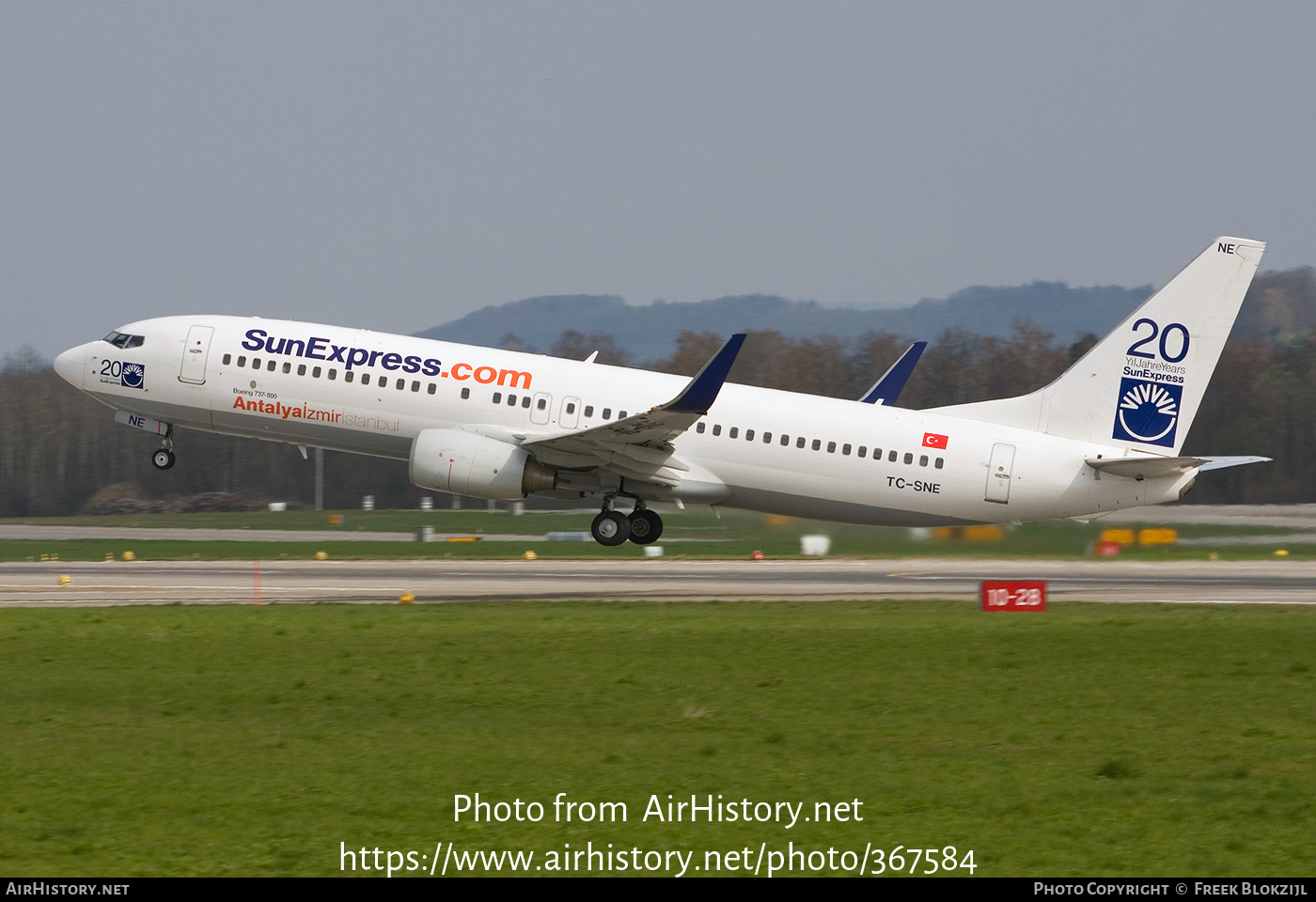 Aircraft Photo of TC-SNE | Boeing 737-8HX | SunExpress | AirHistory.net #367584