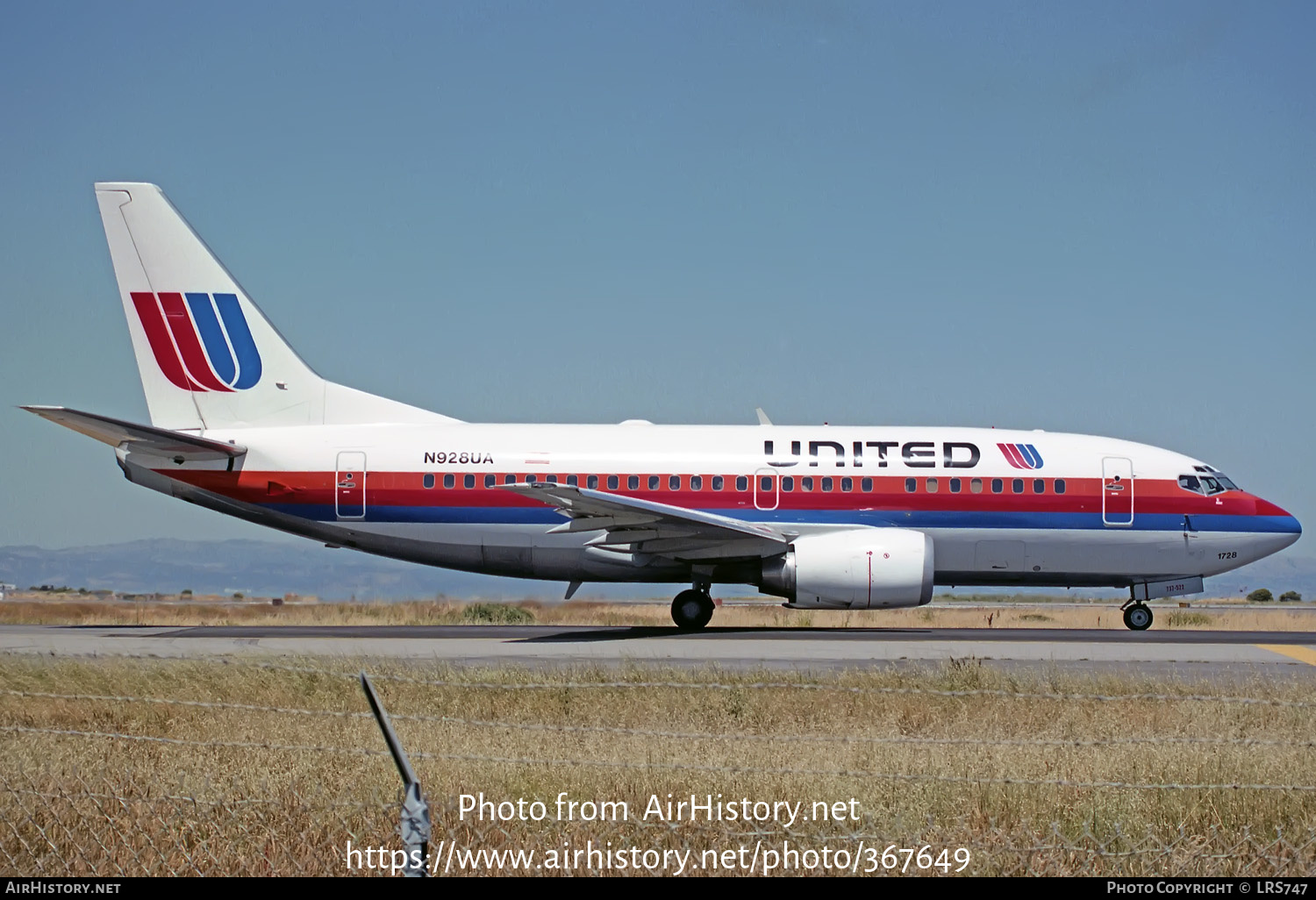 Aircraft Photo of N928UA | Boeing 737-522 | United Airlines | AirHistory.net #367649