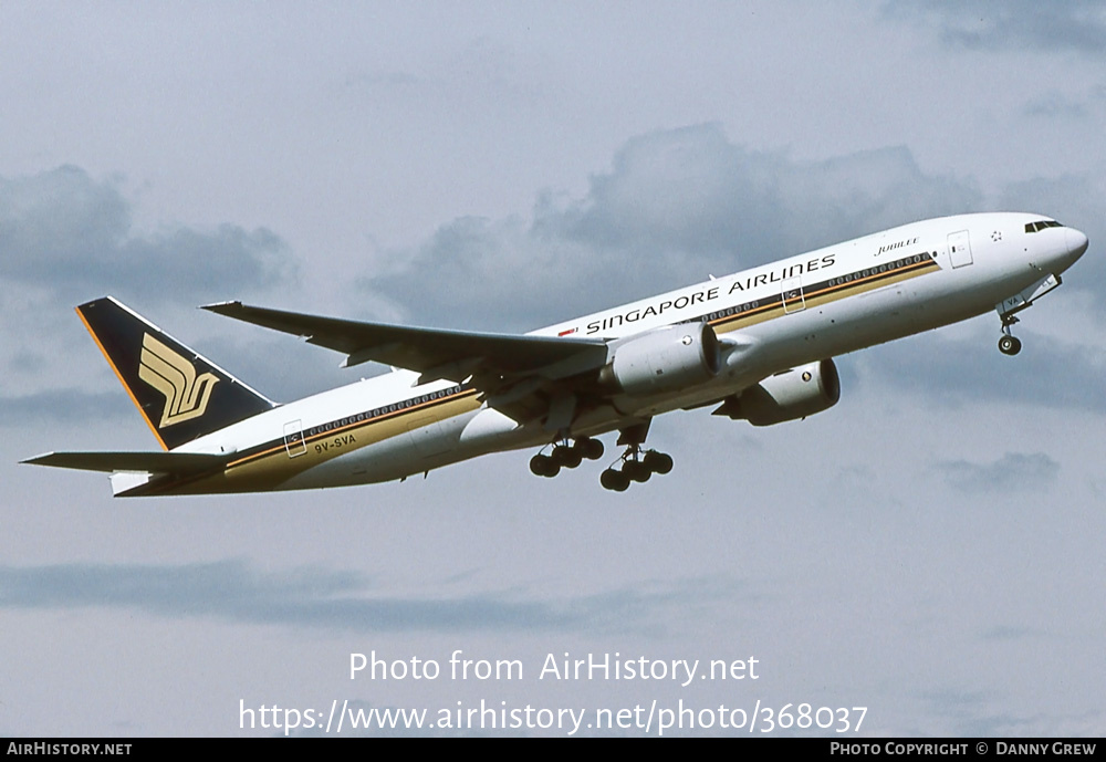 Aircraft Photo of 9V-SVA | Boeing 777-212/ER | Singapore Airlines | AirHistory.net #368037