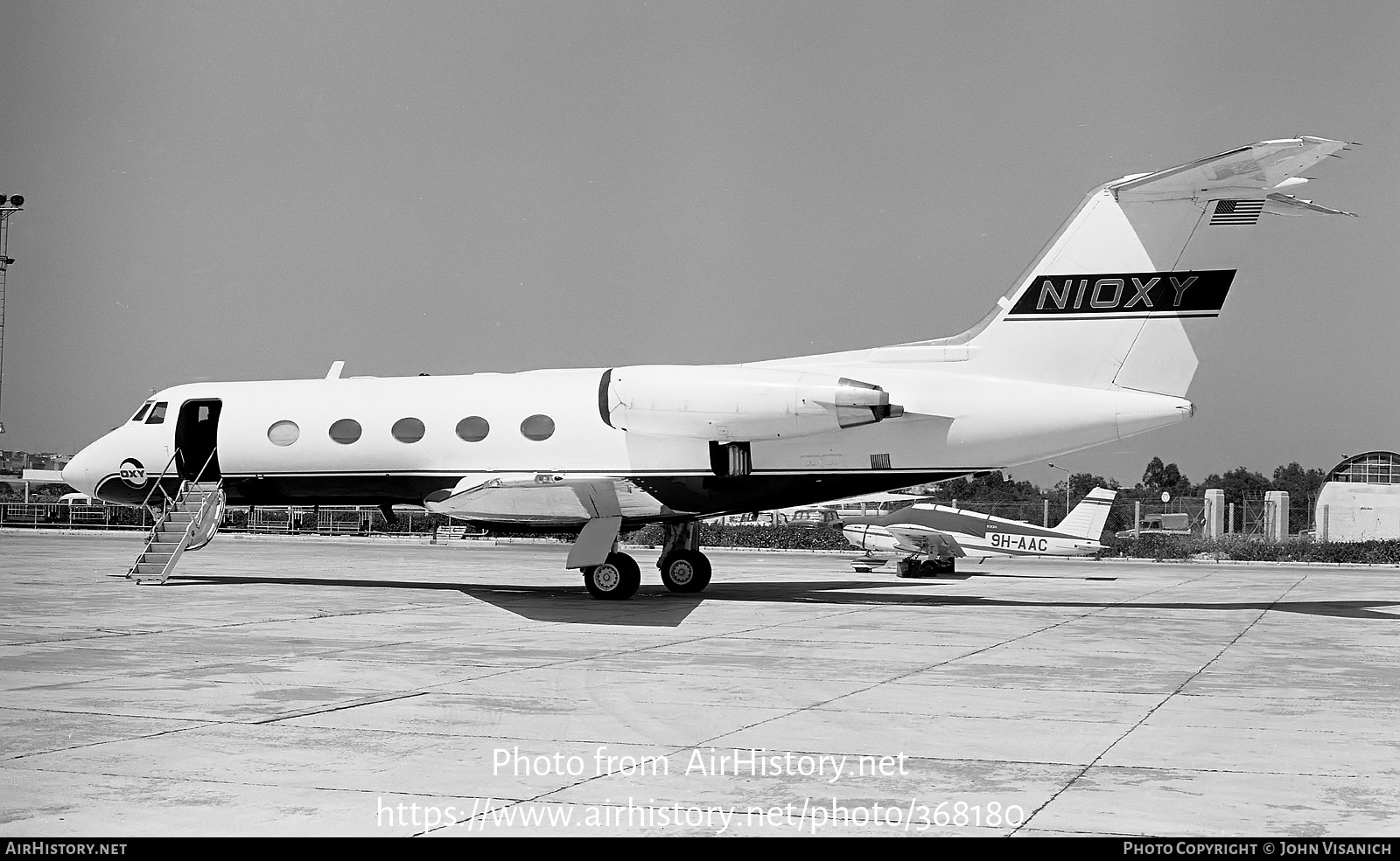 Aircraft Photo of N10XY | Grumman G-1159 Gulfstream II | Oxy - Occidental Petroleum | AirHistory.net #368180