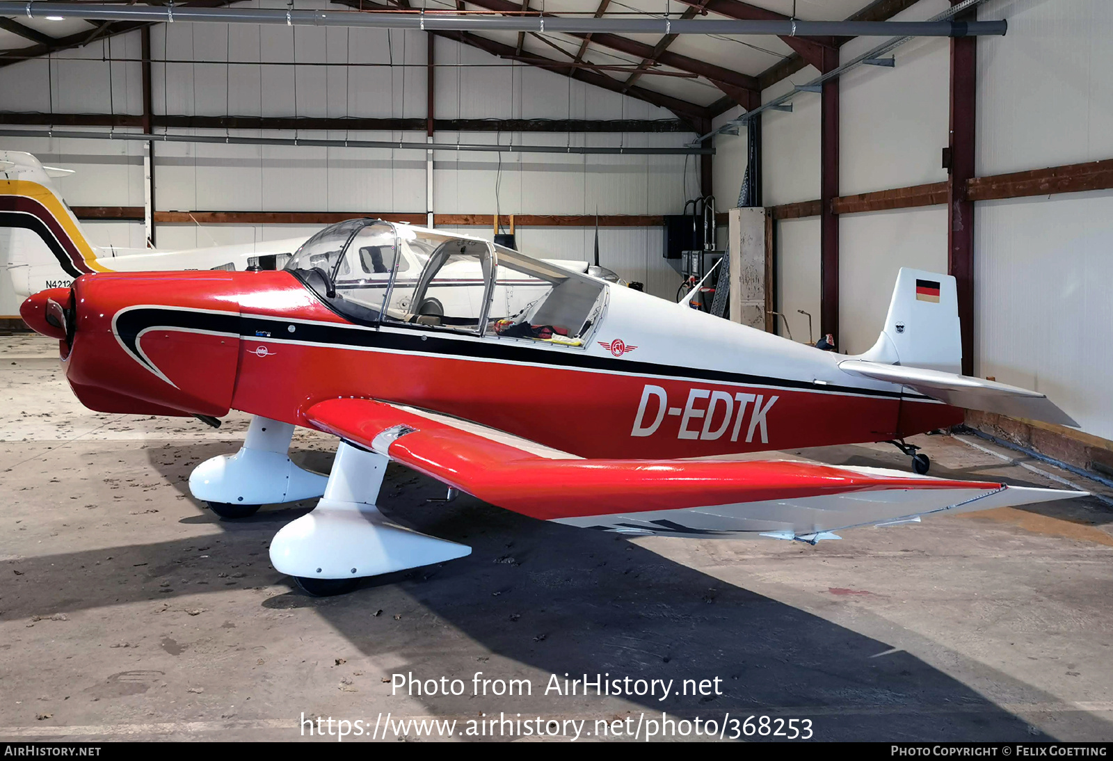 Aircraft Photo of D-EDTK | SAN Jodel D-117 | AirHistory.net #368253